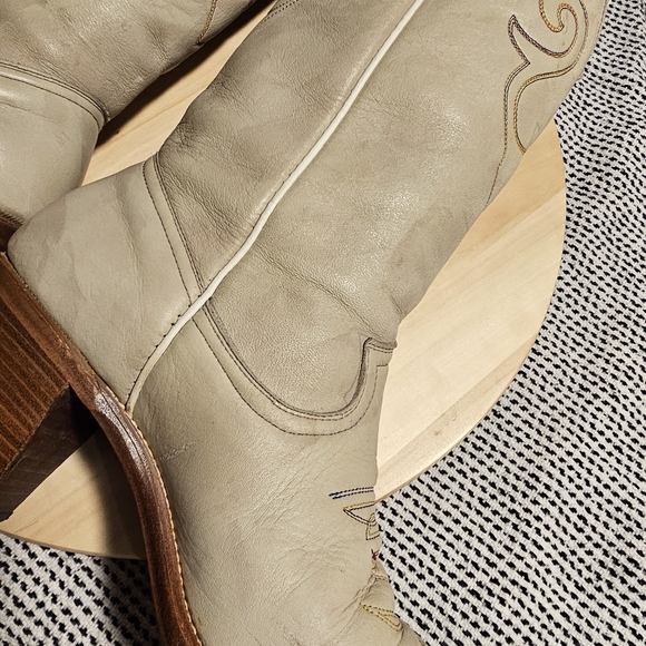 Womens Sz 7.5 Boulet Heeled Cream Leather Cowboy Boots - Picture 8 of 17